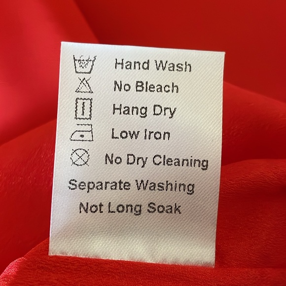 Misslook Red Dress with zipper detail on both arms along with flare detail - Picture 6 of 6